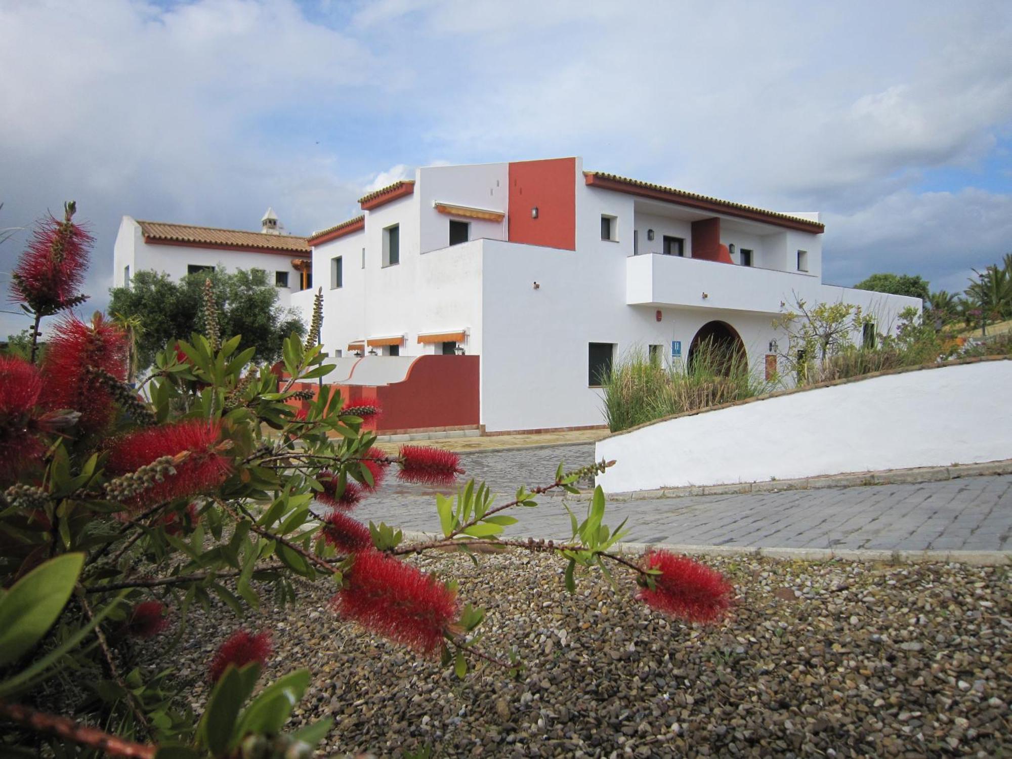 Hotel Sindhura Vejer de la Frontera Exterior photo